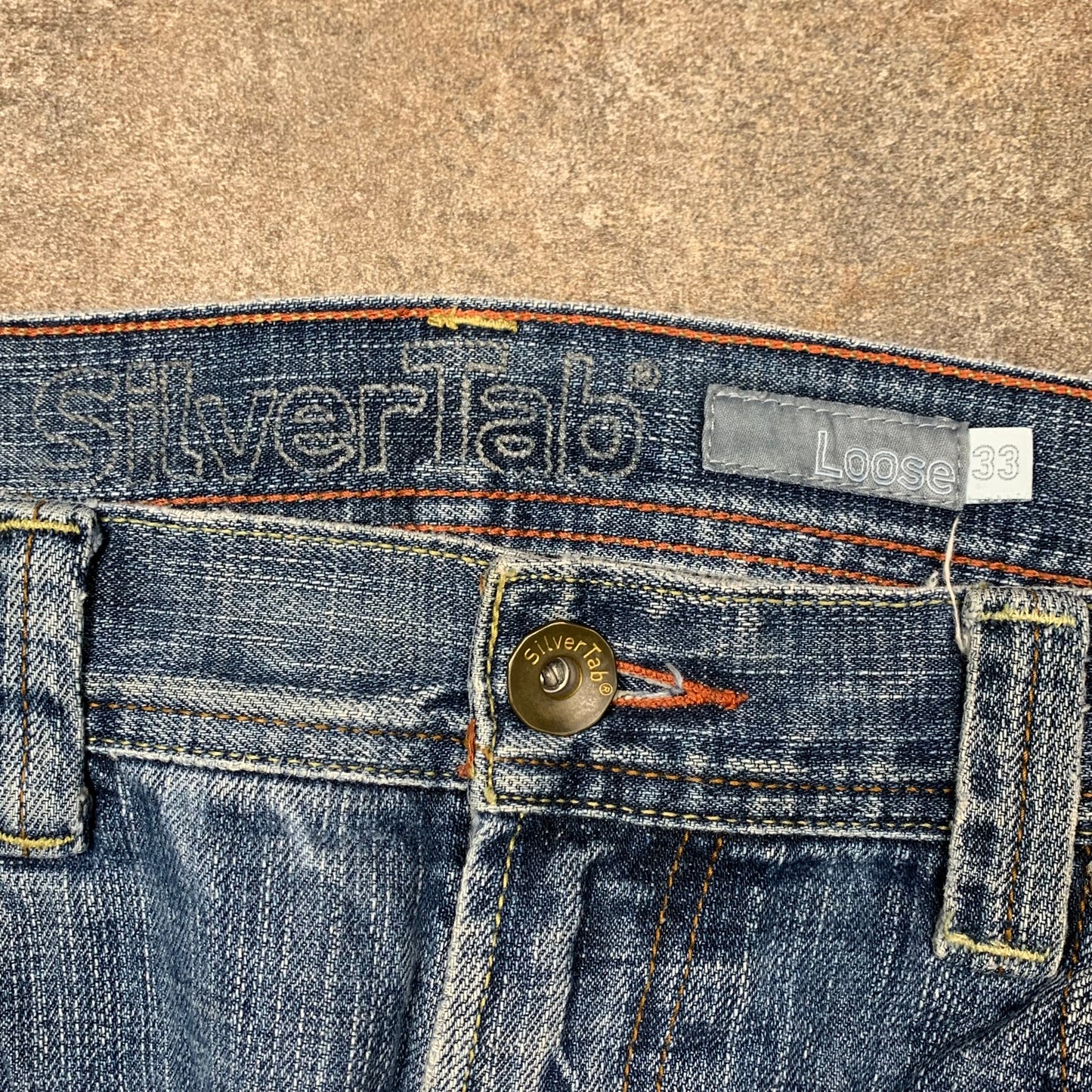 Levi's Silvertab 00s baggy washed jeans (33")
