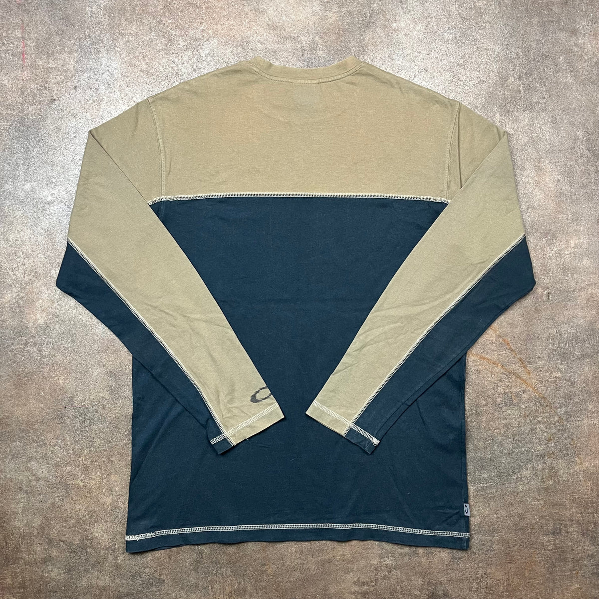 Oakley Software 00s two tone long sleeve (M)