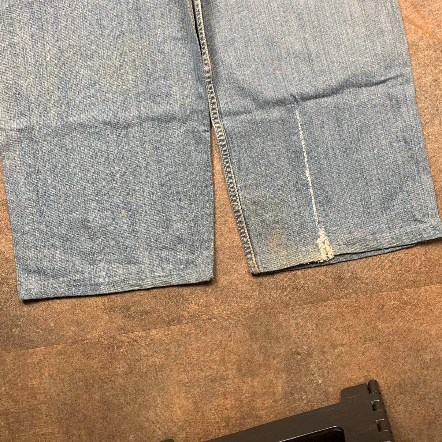 Levi's Silvertab 00s baggy faded jeans (38")