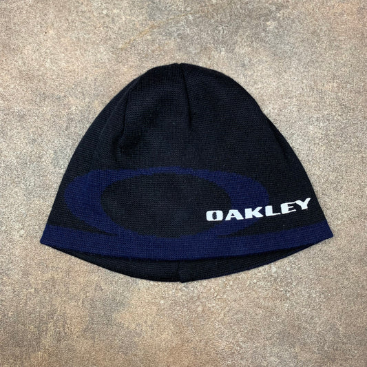 Oakley Software 00s lined graphic beanie