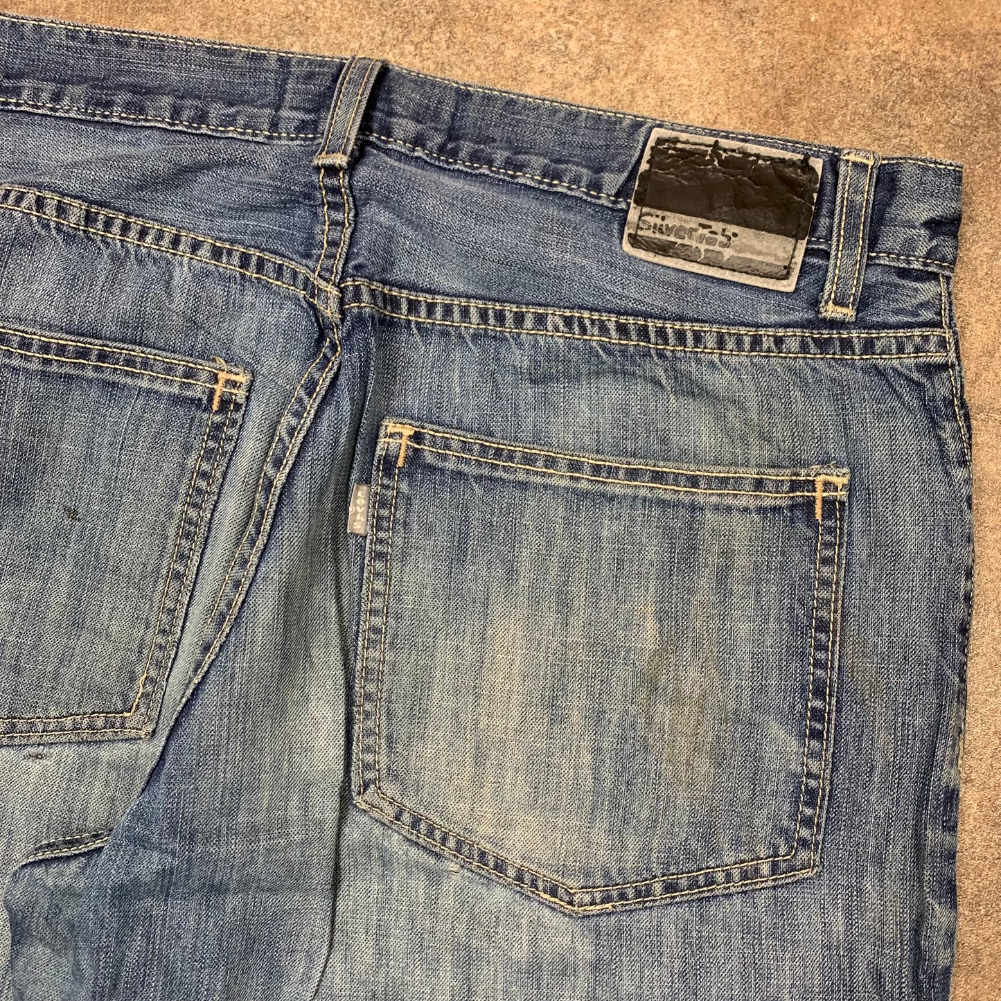 Levi's Silvertab 00s baggy navy jeans