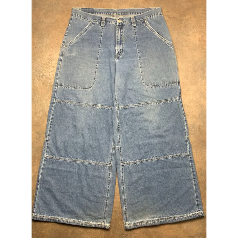 Levi's Silvertab 00s super baggy jeans