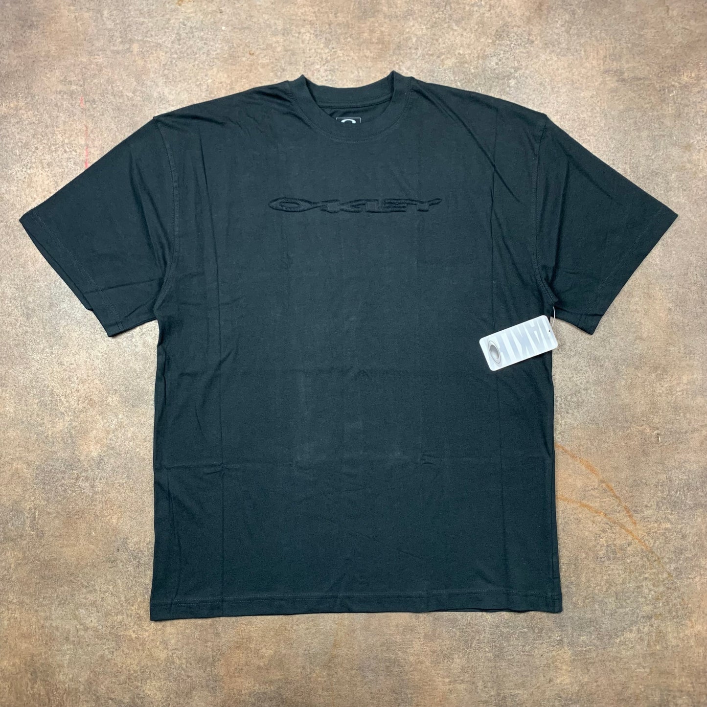 Oakley 00s cut and sewn tee (XL)