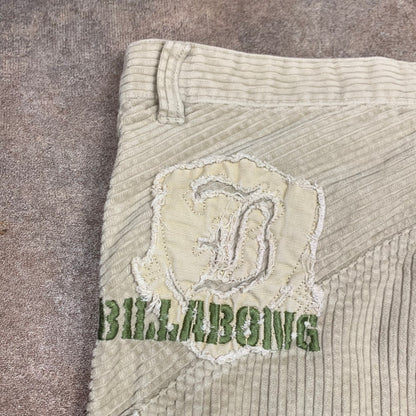 Billabong 00s corduroy graphic jeans (30")