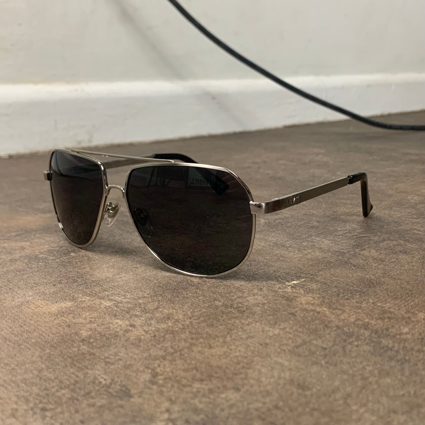 Levi’s aviator sunglasses