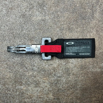 Oakley 00s Standard Issue clip