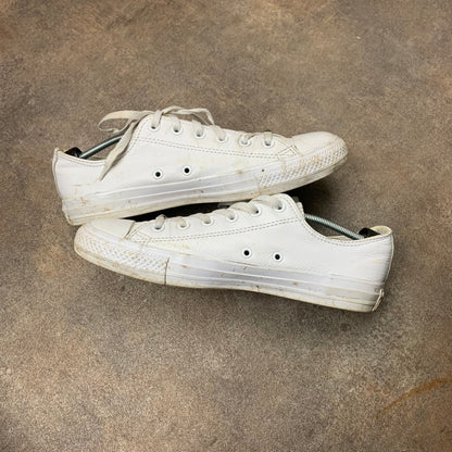 Converse 00s Chuck Taylor low top shoes