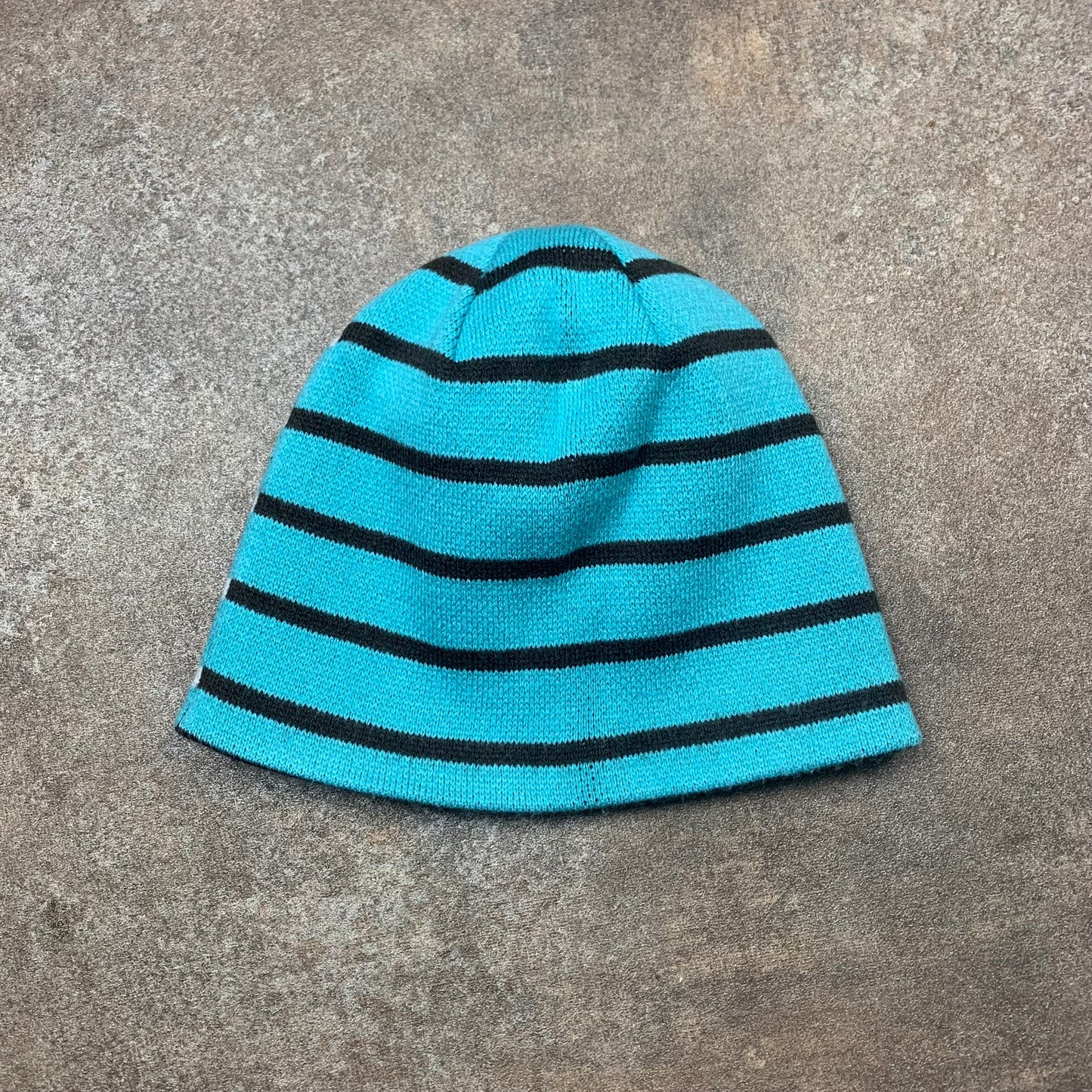 Billabong 00s reversible beanie
