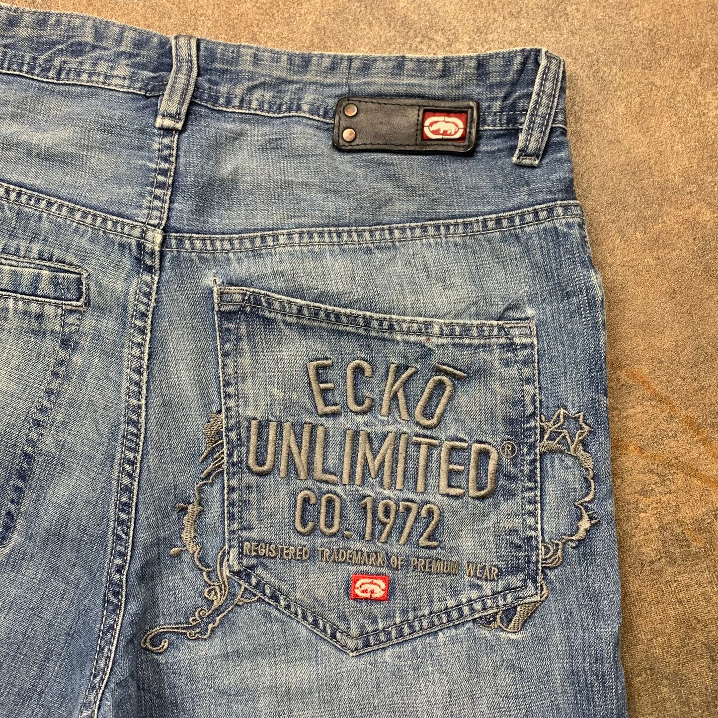 Ecko Unltd. 00s baggy graphic jeans