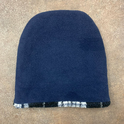 O’Neill 00s reversible plaid navy beanie