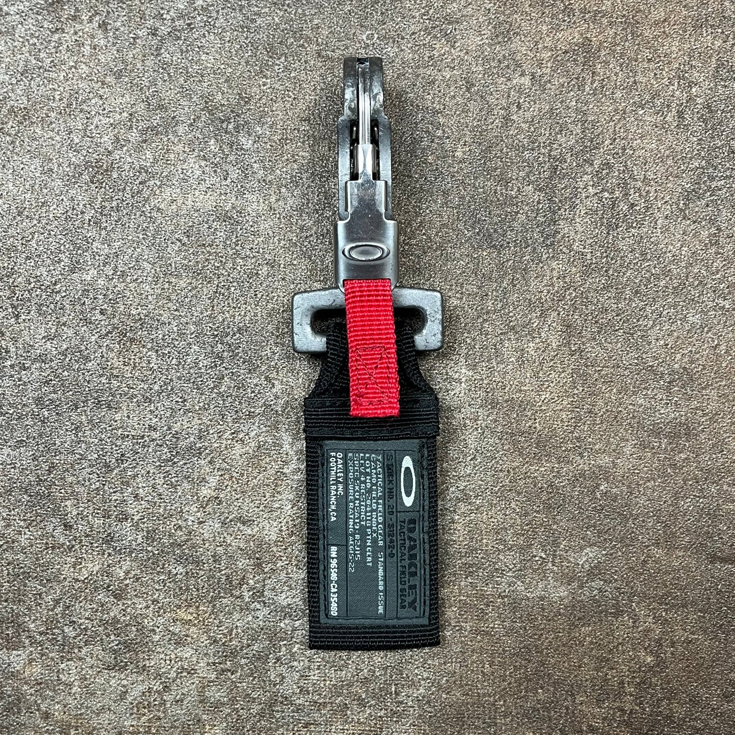 Oakley 00s Standard Issue clip