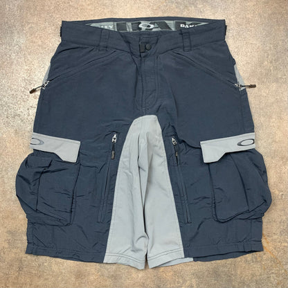 Oakley 00s MTB baggy cargo shorts (M)