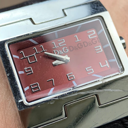 Dolce & Gabbana Time 00s red watch
