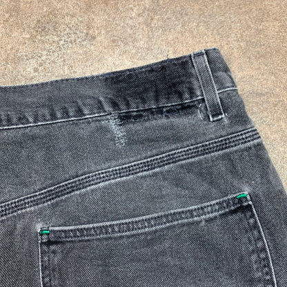 Tommy Hilfiger 00s black baggy carpenter jorts