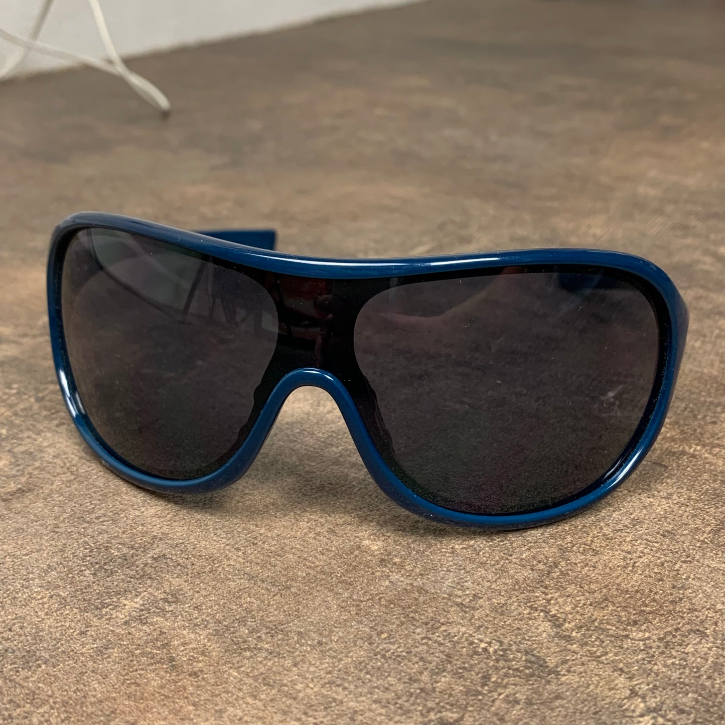 Oakley 00s Immerse blue sunglasses