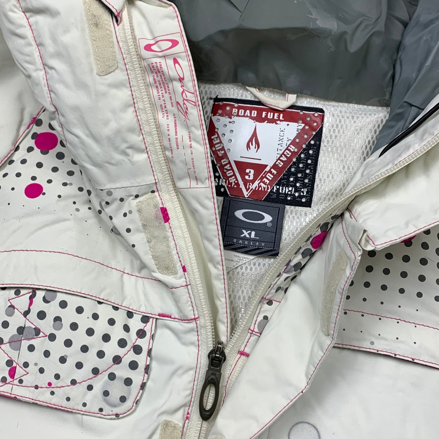 Oakley 00s Women's Road Fuel jacket (XL)