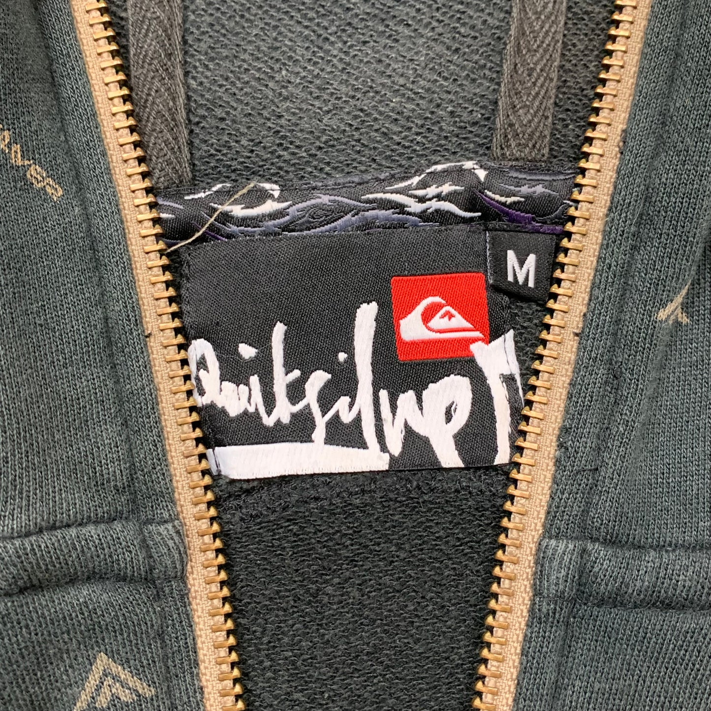 Quiksilver 00s full zip hoodie (S)