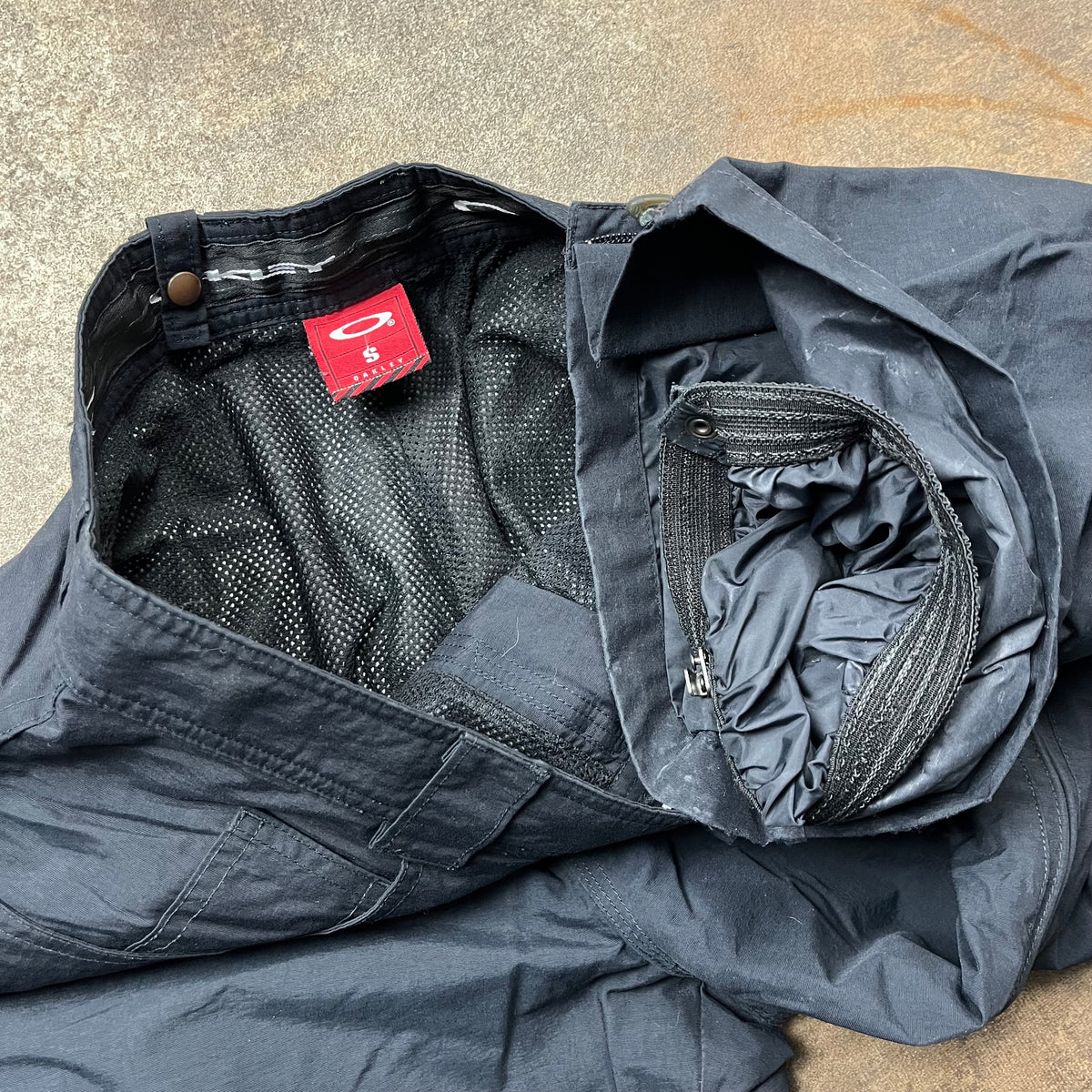 Oakley Software 00s Hydro Fuel skull ski trousers (S)