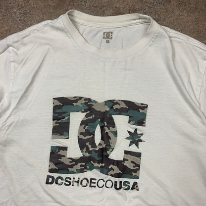 DC Shoes 00s camo graphic tee (S)