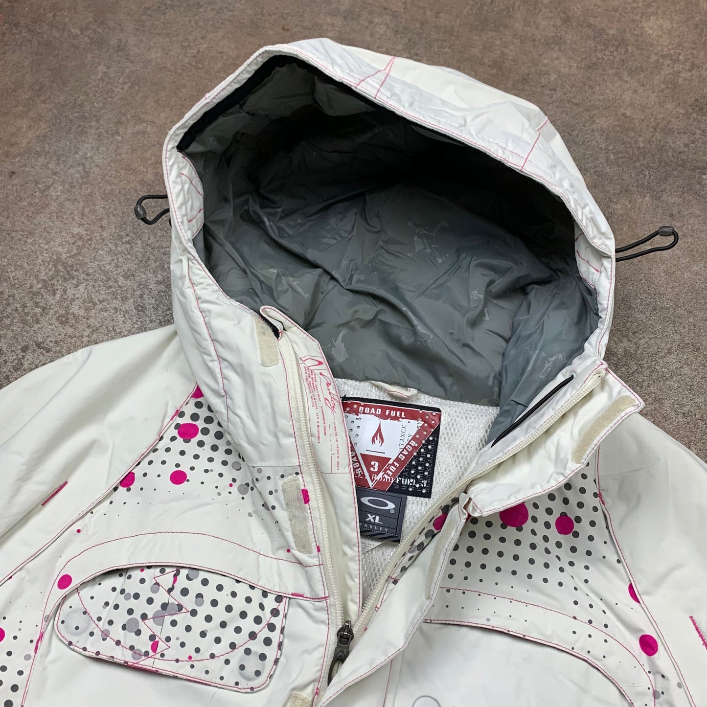 Oakley 00s Women's Road Fuel jacket (XL)