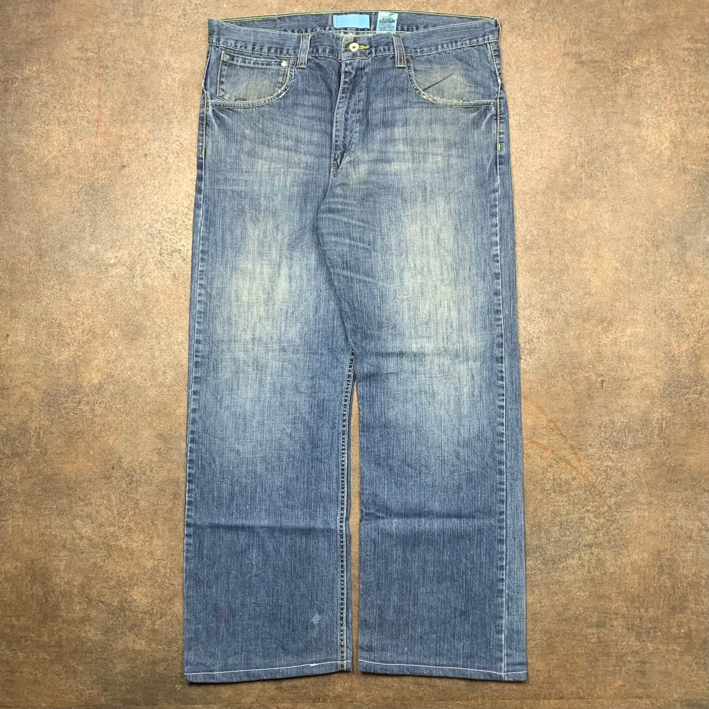 Levi's Silvertab 00s flared faded jeans (36")