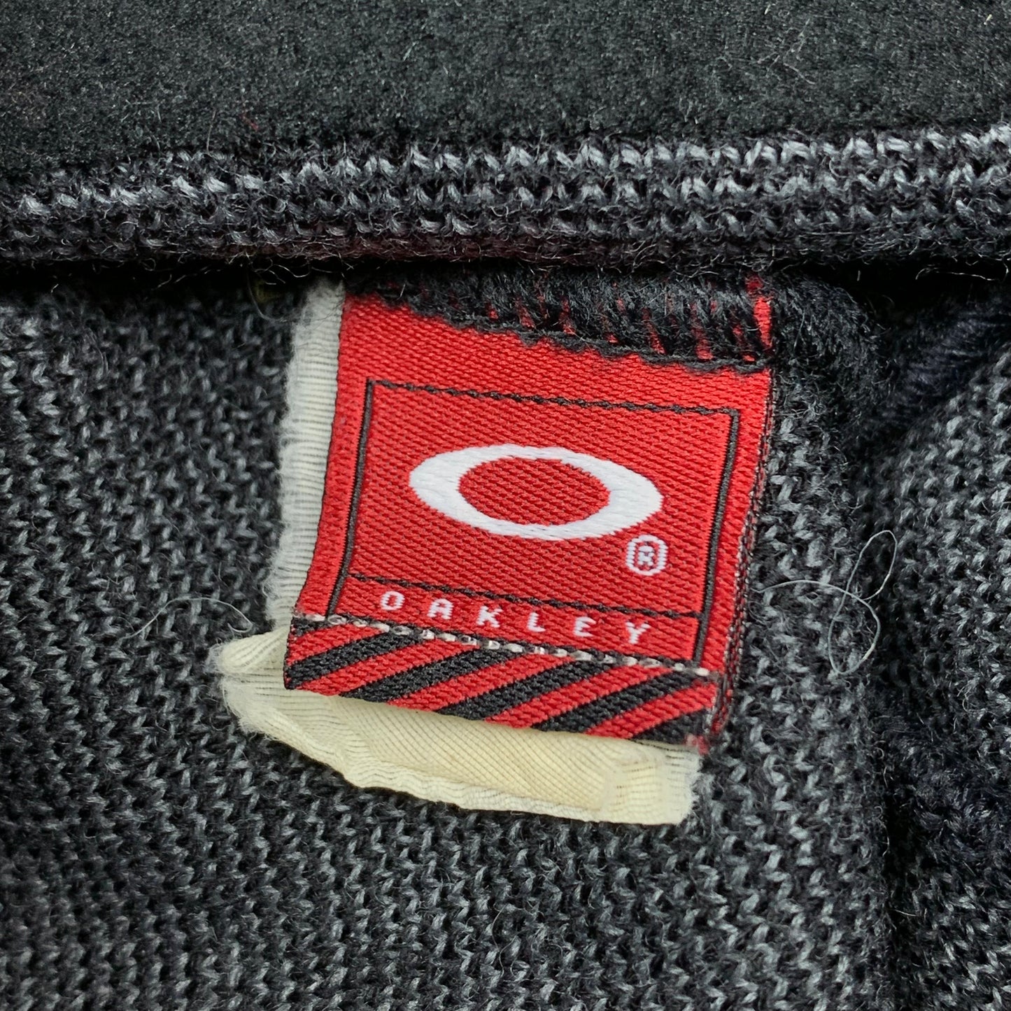 Oakley Software 00s skull beanie