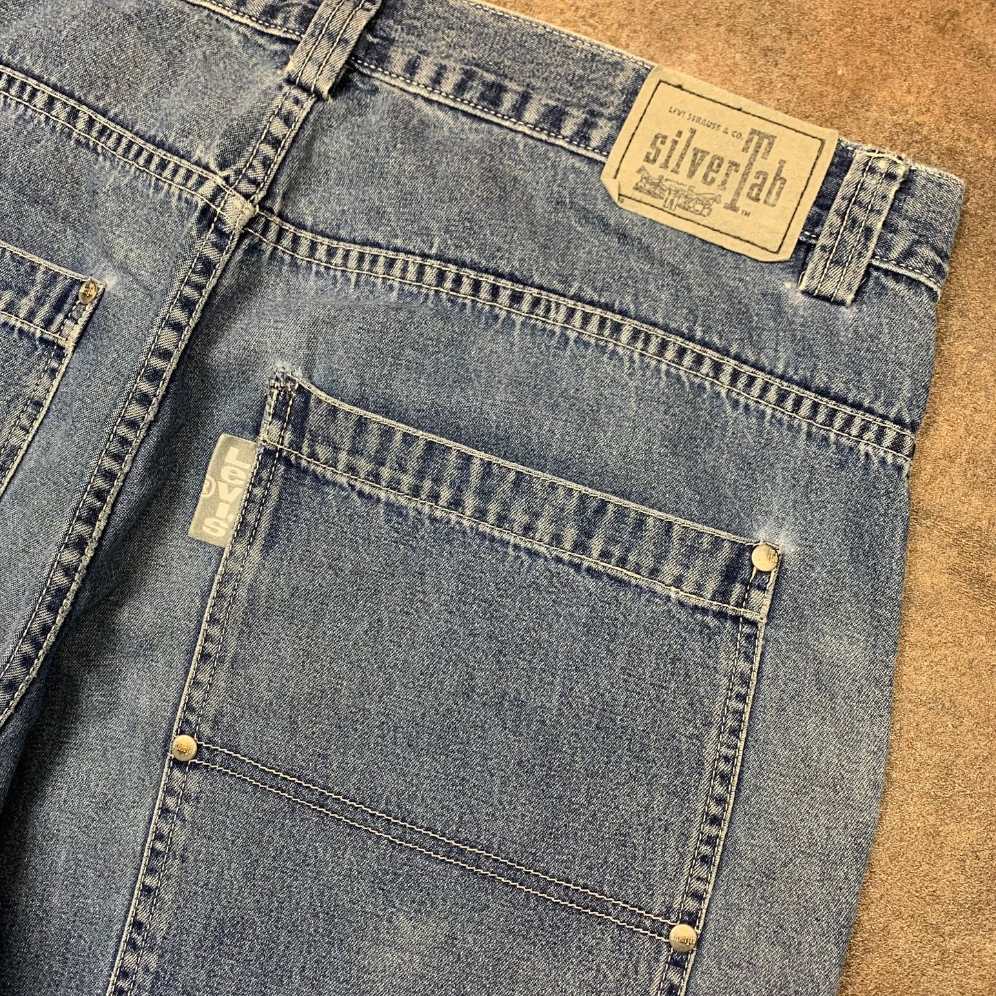 Levi's Silvertab 00s super baggy jeans