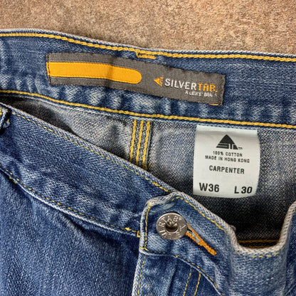 Levi's Silvertab 00s carpenter baggy jeans