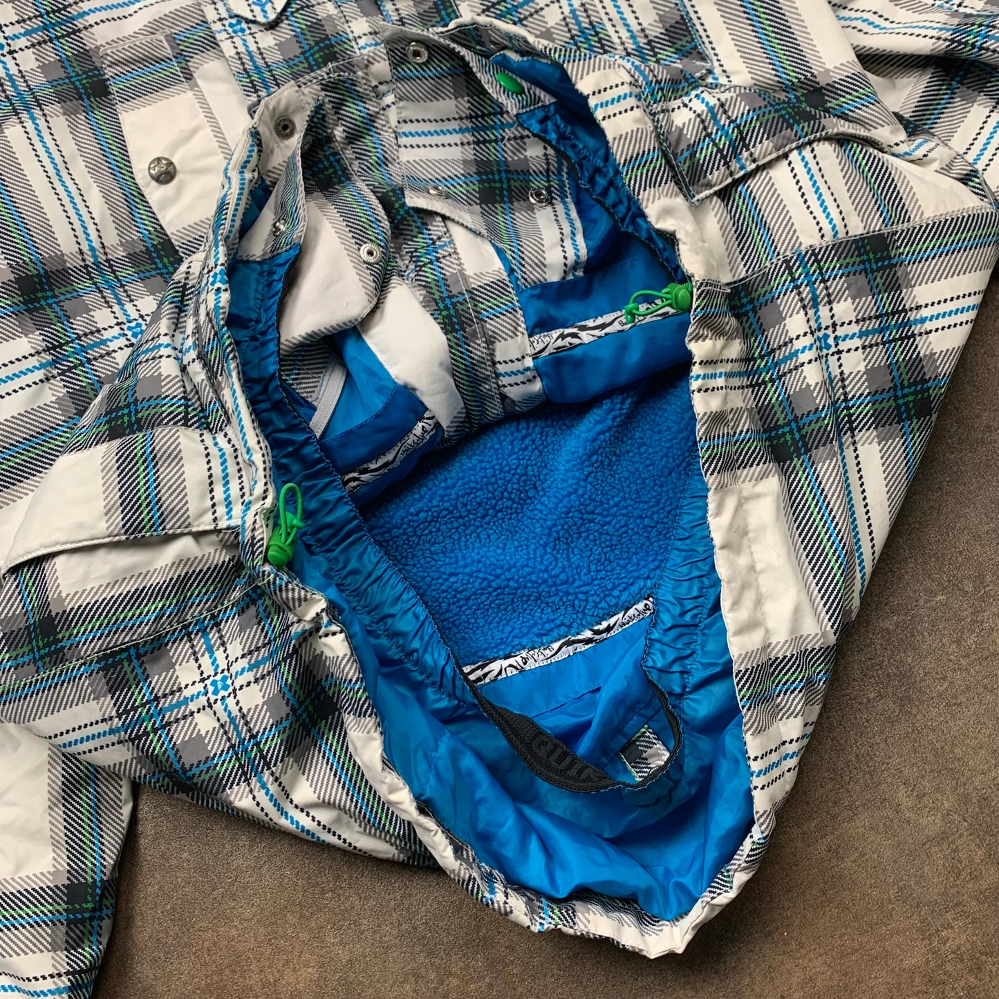 Quiksilver 00s plaid fur hood jacket (M)