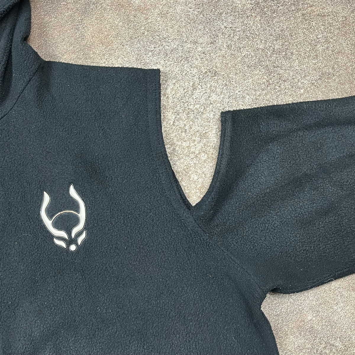 Cyberdog 00s cut out shoulder hoodie (M)