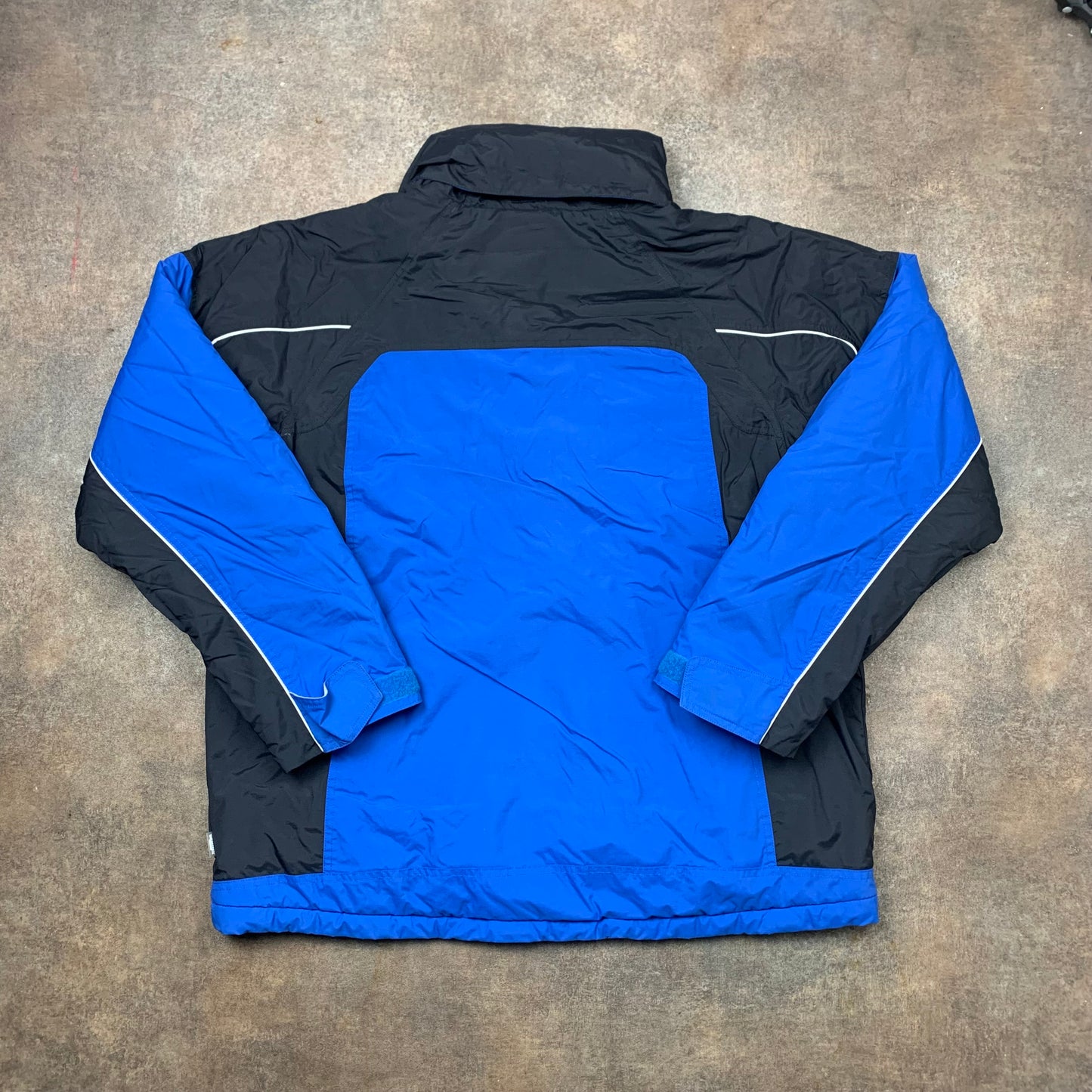 Columbia 00s blue black utilised jacket (L)