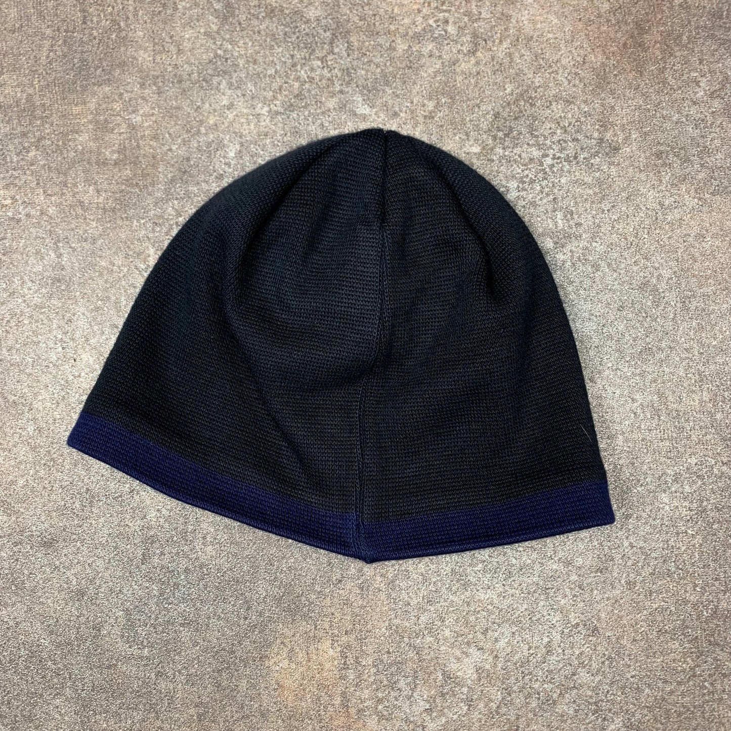 Oakley Software 00s graphic beanie