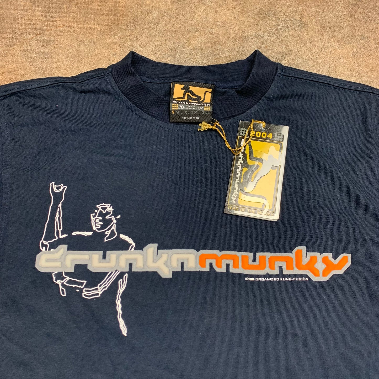 Drunknmunky 00s graphic navy tee (S)