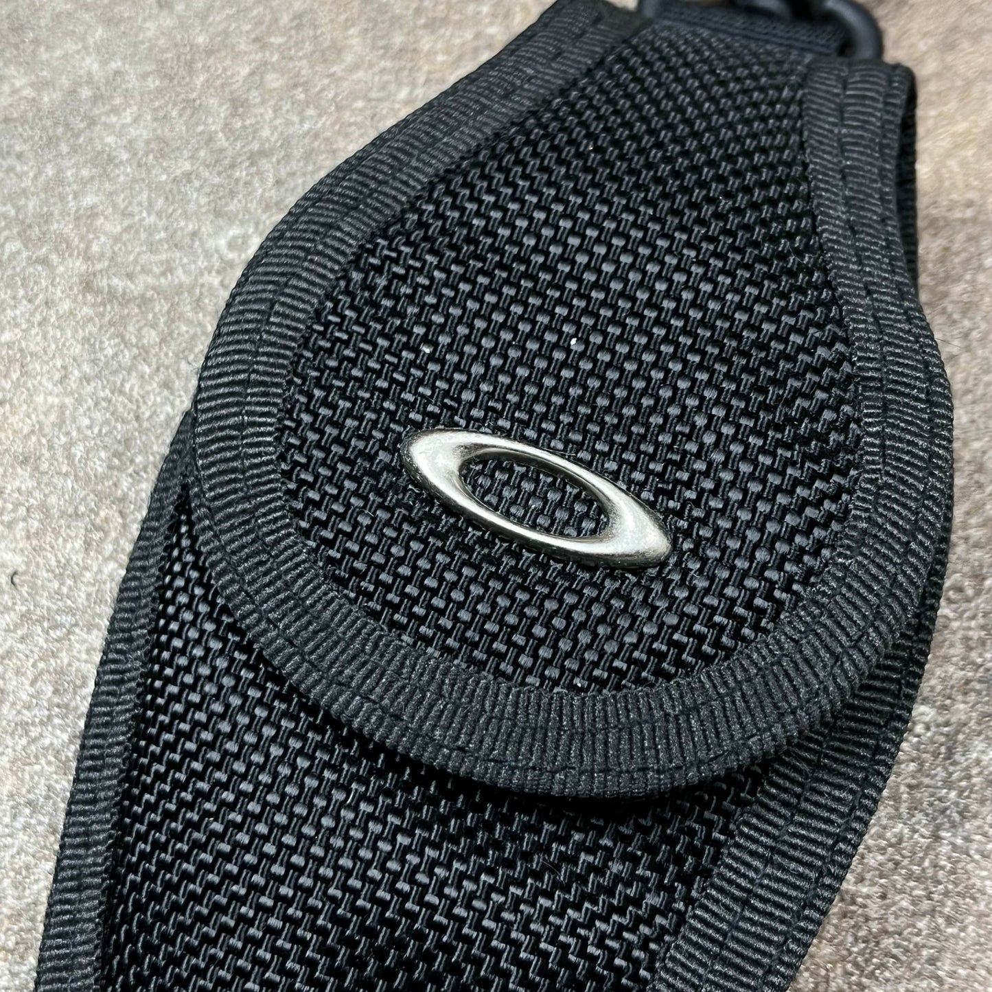 Oakley Software 00s cell phone holder