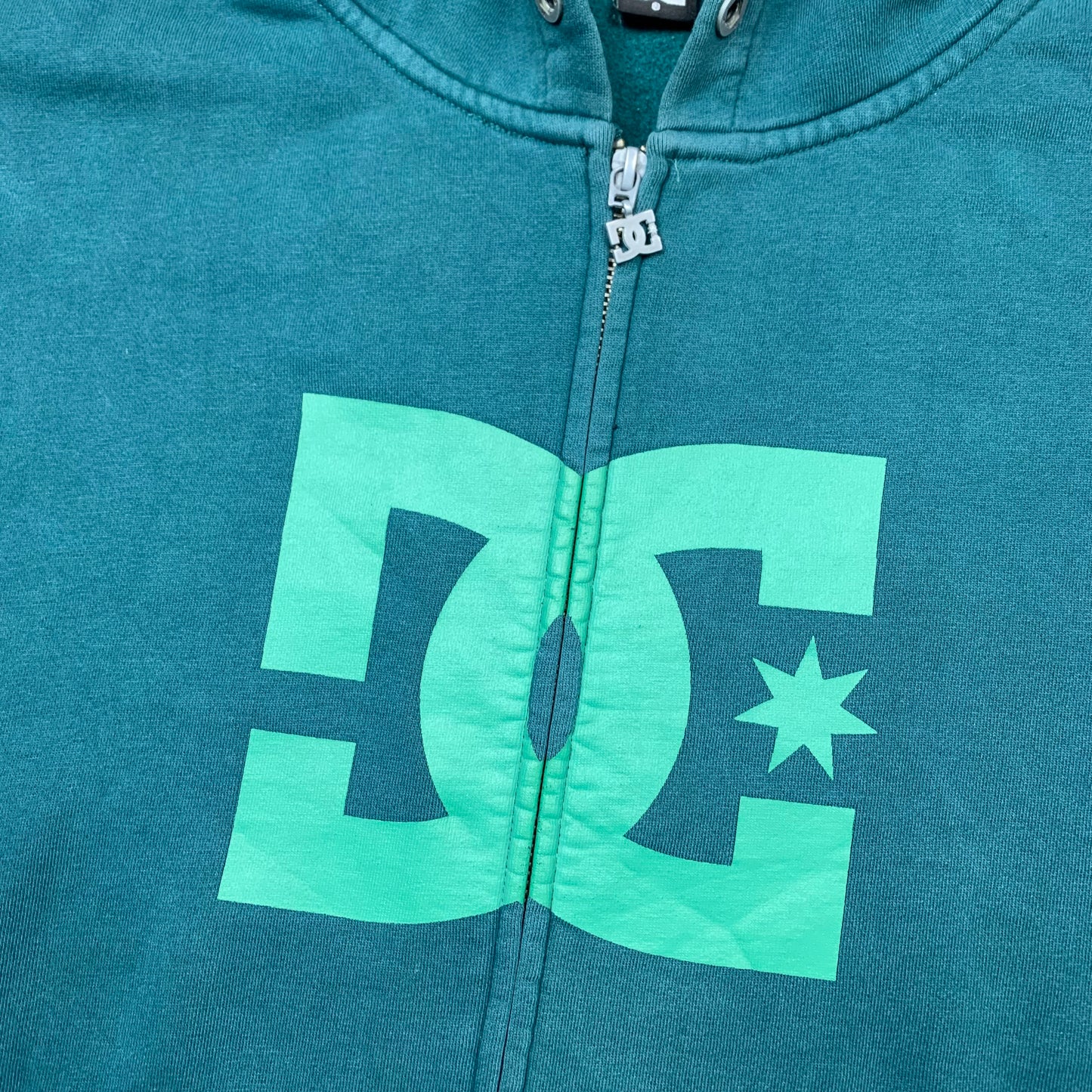 DC Shoes 00s graphic zip hoodie (XL)