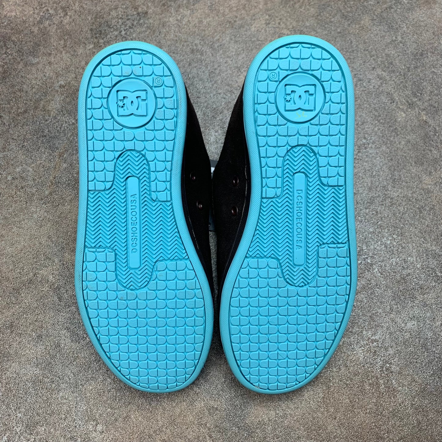 DC Shoes 00s brown blue studded trainers