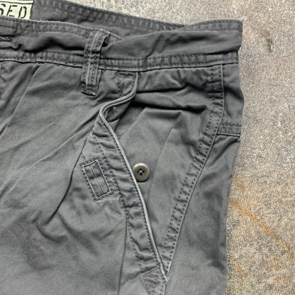 Closed 00s grey panelled combat trousers
