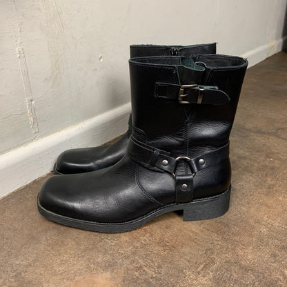 Lavorazione Artigiana black heeled boots (8)