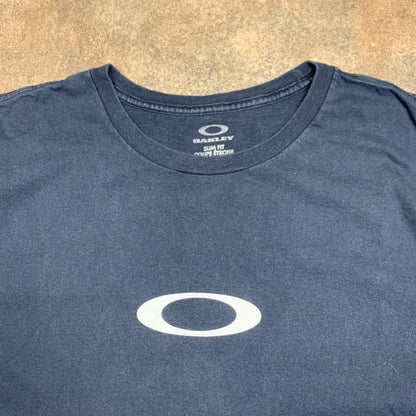 Oakley 00s navy logo tee