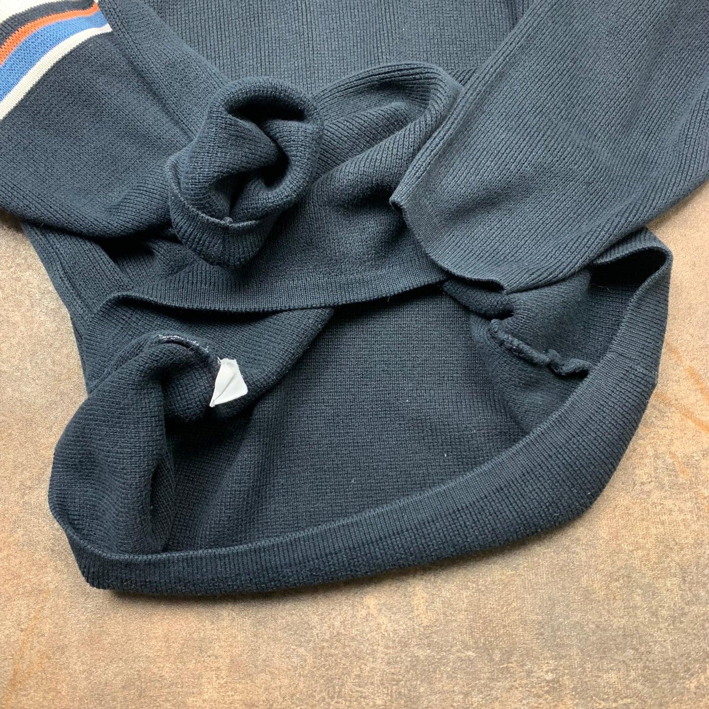 Billabong 90s navy knit sweater (L)