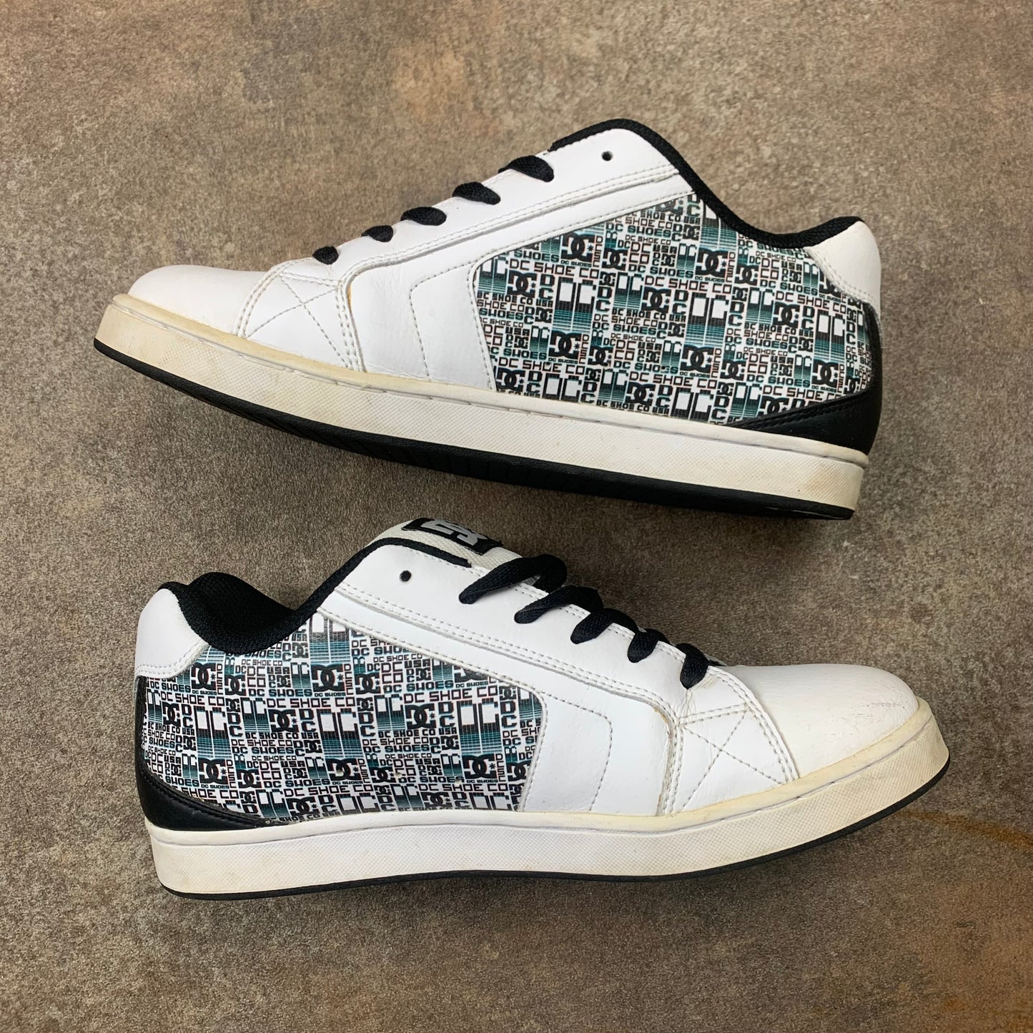DC Shoes Net graphic trainers (8)