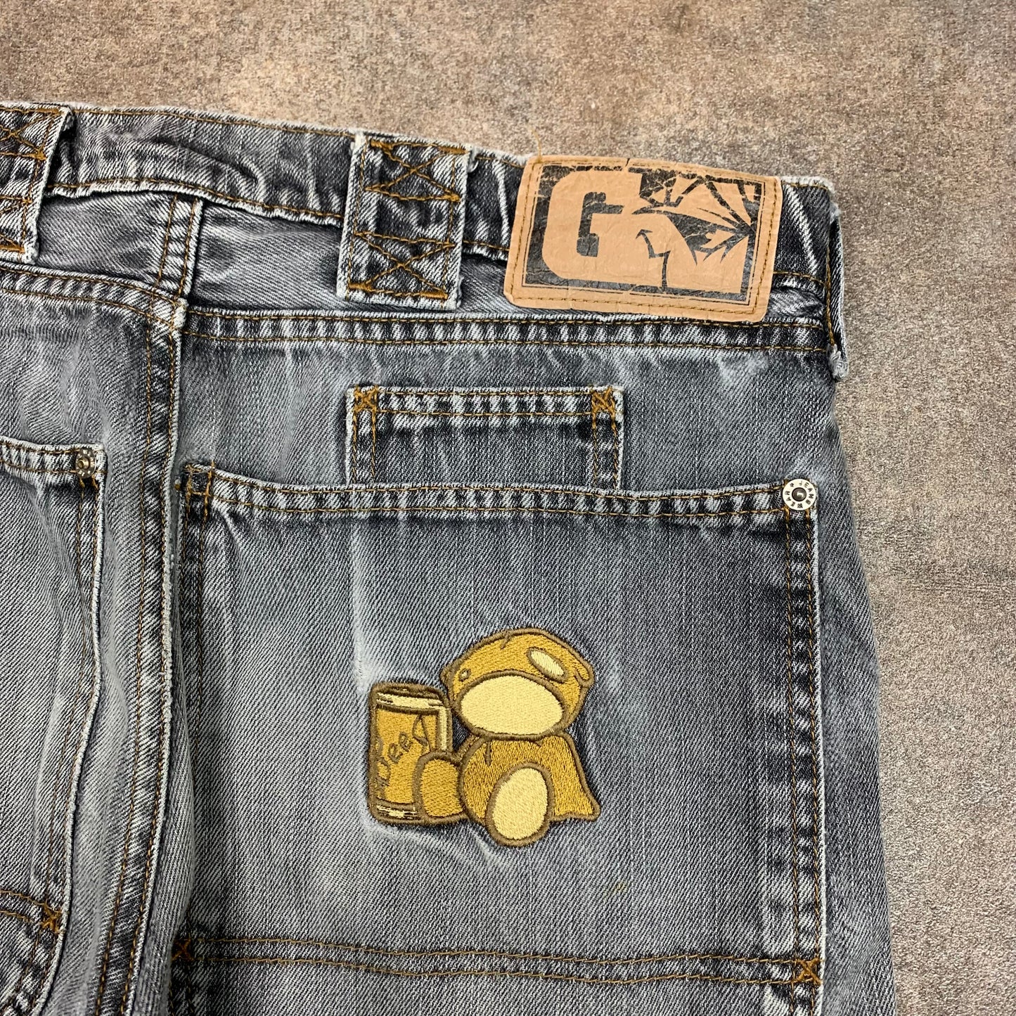Goeland 00s baggy embroidered jeans