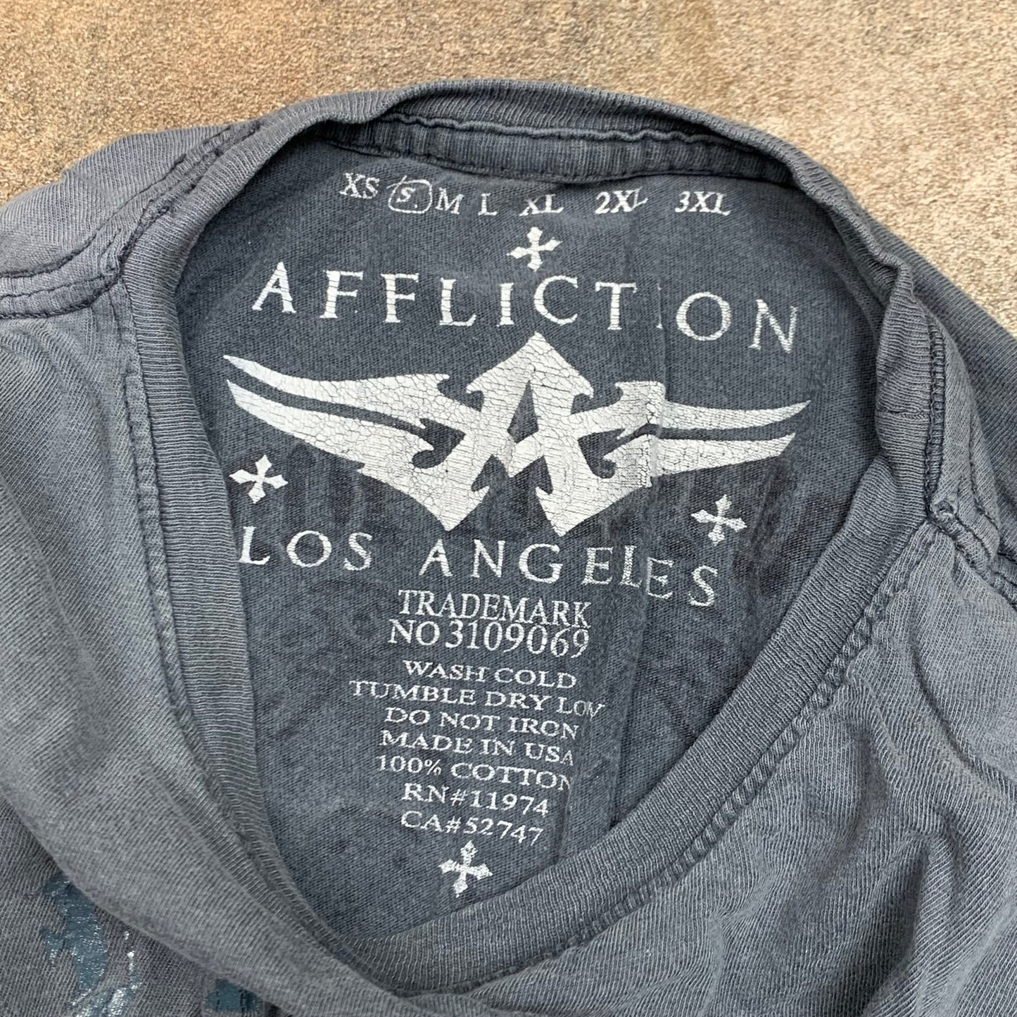 Affliction 00s grey grunge graphic tee (S)