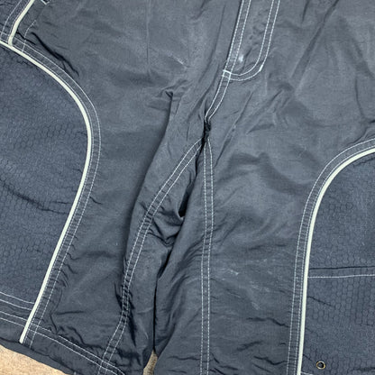 Oakley Software 90s baggy cargo shorts (30")