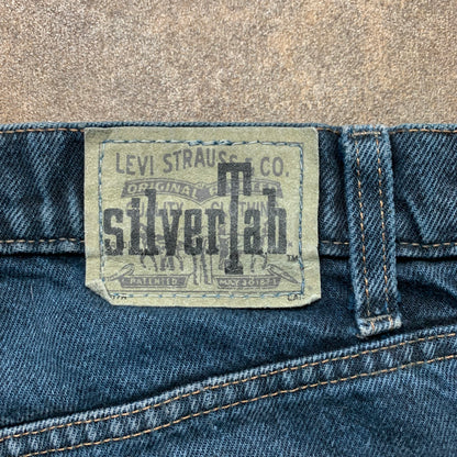 Levi's Silvertab 00s baggy faded jeans