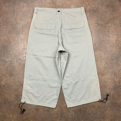 Quiksilver 90s 3/4 length shorts (M)