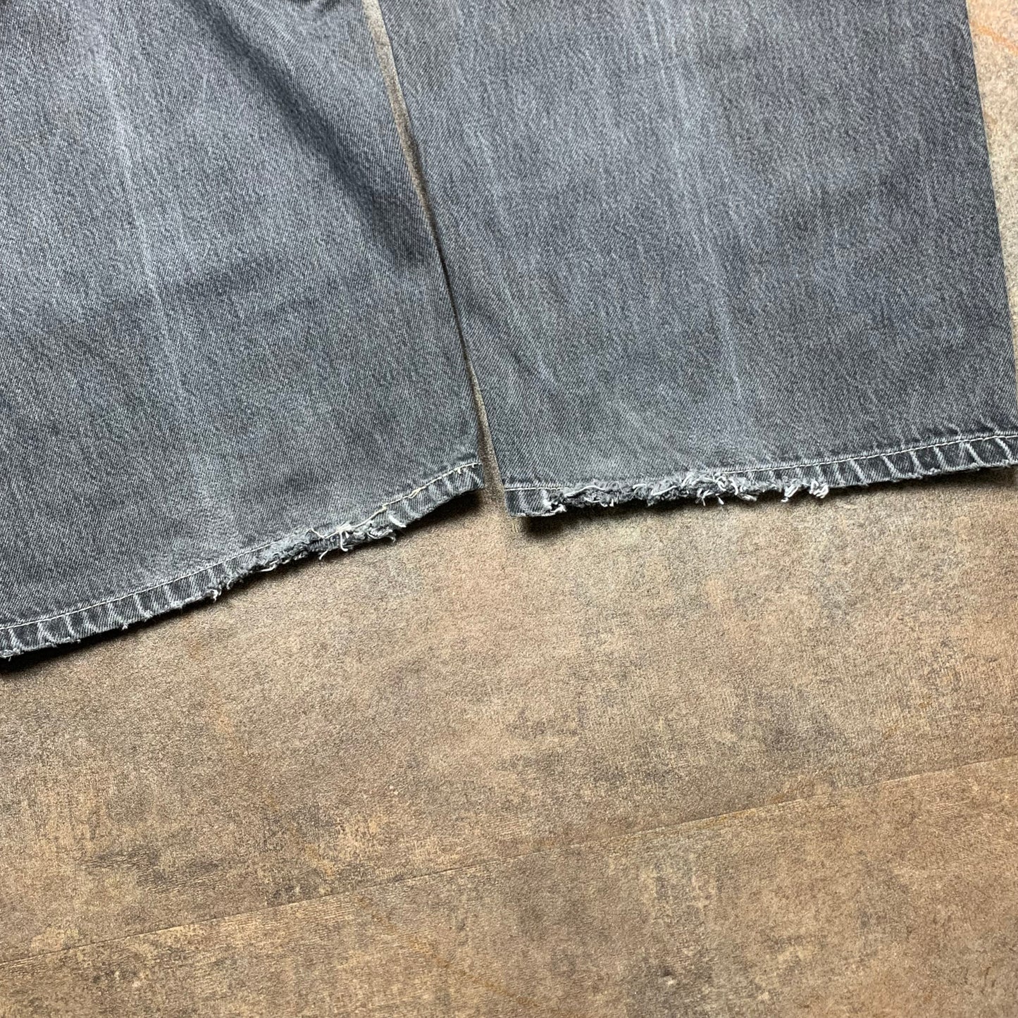 Levi's Silvertab 00s baggy faded jeans (40")
