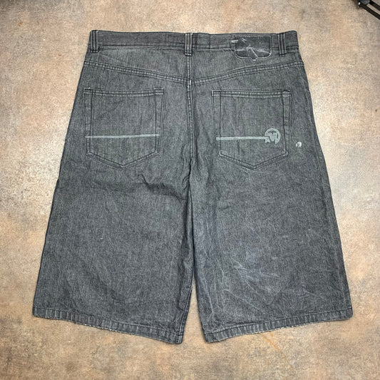 Mecca 90s baggy grey graphic jorts