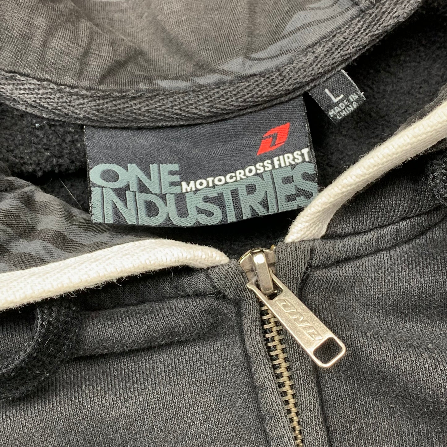 One Industries x Monster Energy 00s graphic hoodie (L)