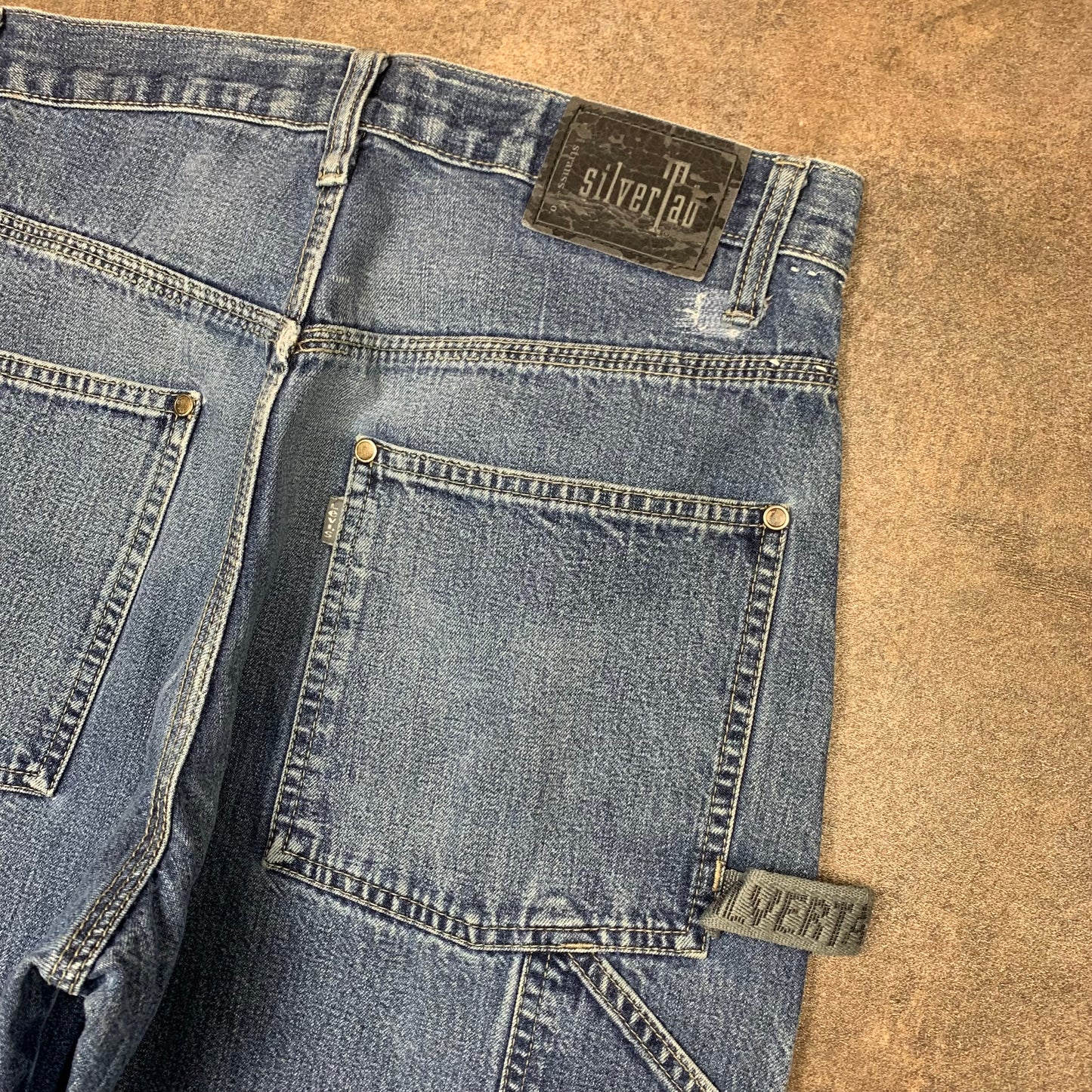 Levi's Silvertab 00s carpenter baggy jeans